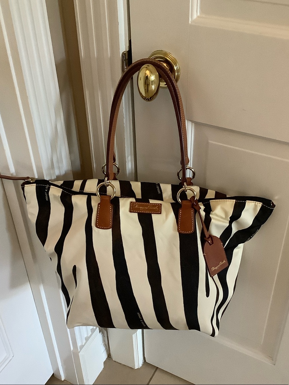 Dooney & Bourke bag